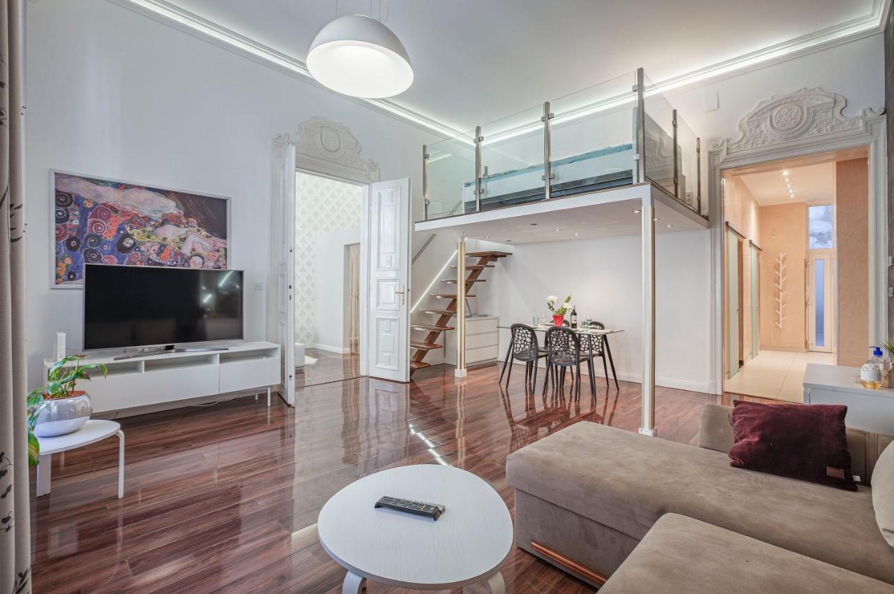 Luxury Art Deco Flat / Big Balcony Daire Budapeşte Dış mekan fotoğraf